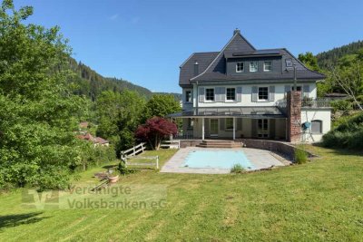 Unternehmer Villa in exponierter Sonnenlage von Calw