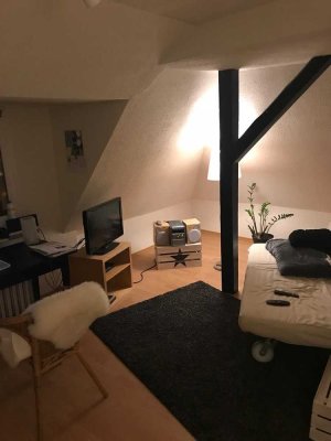 Gepflegte 1-Zimmer-Wohnung mit EBK in Saarbrücken