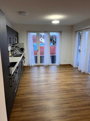 Zentral + Balkon? 95 m2 3-Zimmer-Neubau-Wohnung in Ehingen Zentrum