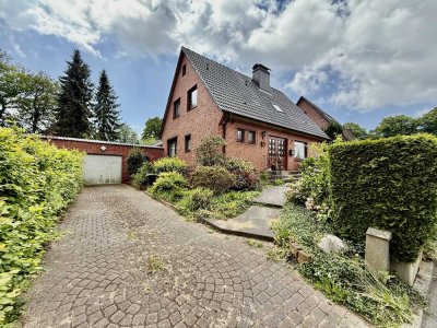 ## HASLOH ## Zweifamilienhaus Wfl. 169m² & Nfl. 129m²
