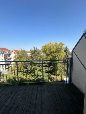 ** 3-Raum Wohnung mit Balkon und Stellplatz**