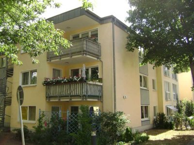 Behindertenfreundliche 1,5 Zimmer mit Aufzug