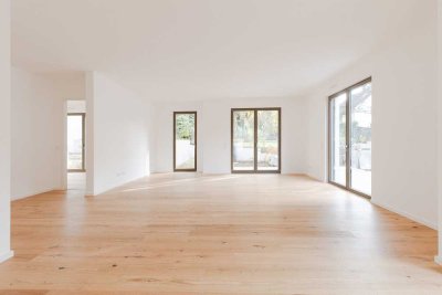Erstbezug: Exklusive Vier-Zimmer-Gartenwohnung mit großzügigen Terrassen