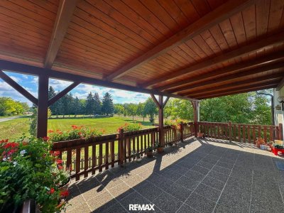 Wohnen im Grünen – Landhaus mit traumhafter Aussicht