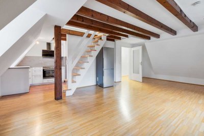 TRAUMHAFTE MAISONETTEWOHNUNG MITTEN IN ULM