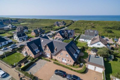 Mittelhausteil (Dauerwohnen) auf einem schönen Grundstück in strandnaher Lage von Westerland