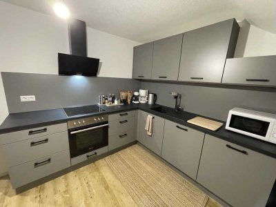 Frisch sanierte 3-Zimmer-Wohnung mit Top-Rendite, Einbauküche und Ausbaupotenzial – ideal für Kapita