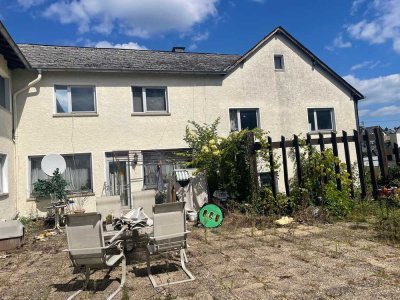 Immobilie mit Potenzial – 17 Zimmer !! Ideal für  Wohnprojekt, und Großfamilie