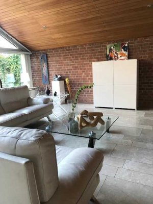 Ausgefallene Maisonettewohnung im Architektenstil