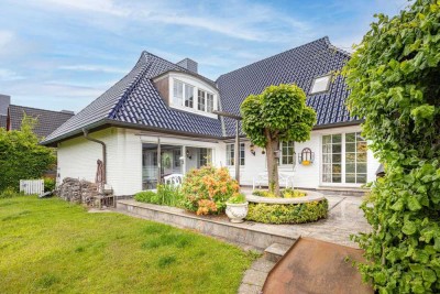 Exklusive Villa mit parkähnlichem Garten in Niendorf