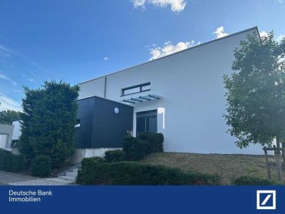 Exklusive Villa mit Garten, Garage – ideal für Großfamilien