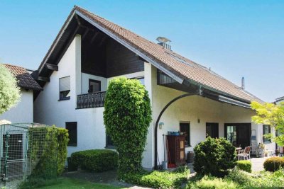 Wunderschönes EFH mit Ausbaumöglichkeit und parkähnlichem Grundstück in Illerkirchberg