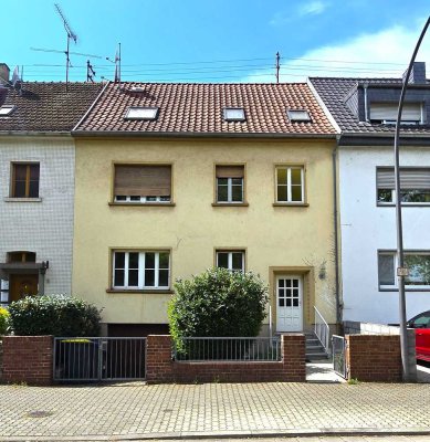 Mehrfamilienhaus in guter Lage von Roden