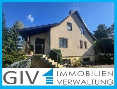 Einfamilienhaus mit separater Praxis/Bürofläche auf parkähnlichem Grundstück