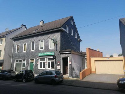 Sanierungsbedürftiges Wohn-und Geschäftshaus