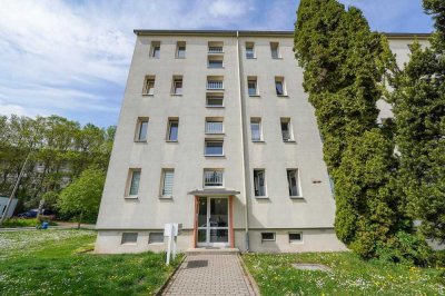 Renovierte 3-Zimmer-Wohnung mit Balkon – sofort bezugsfrei!