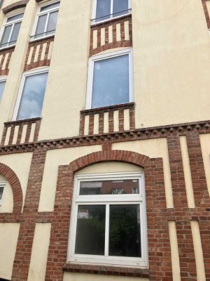 3 WG-Zimmer in schönem Altbau in Kiel