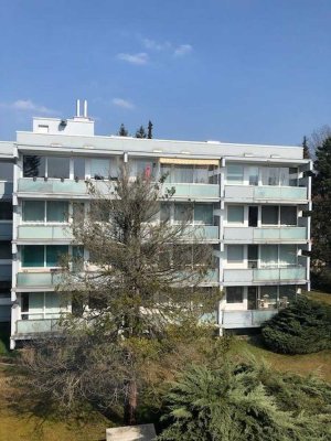 Helles, lichtdurchflutetes Apartment in ruhiger, aber zentraler Lage in München-Unterhaching