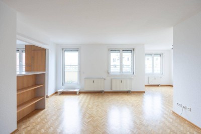 Helle Neubauwohnung mit Terrasse und Fernblick in U3-Nähe!