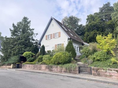 GEMÜTLICHES FREISTEHENDES EFH IN BEVORZUGTER WOHNLAGE!