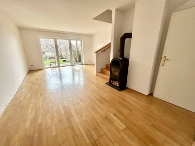 Wohnen mit Weitblick – Stilvolles Reihenhaus in Traumlage