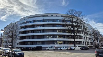 Sehr schöne und helle 2 Dachgeschosswohnung mit Südterrasse