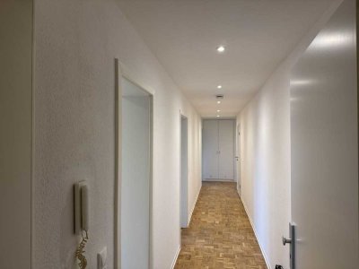 *** Erstbezug am Zoo: 3 Zimmer mit Balkon und Stellplatz ***