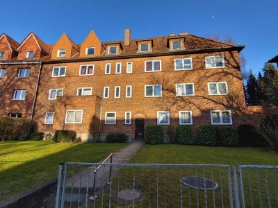 Zentrale Lage: Schöne 2-Zimmer-Wohnung in HL-St. Jürgen (Nähe Uni), Ratzeburger Allee