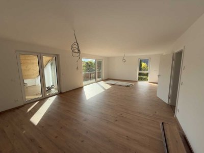 Helle, lichtdurchflutete 2-Zimmer-Einliegerwohnung mit Süd-Balkon in Gernlinden