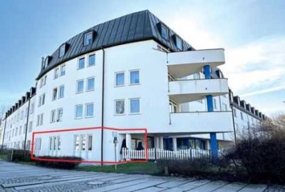 Helle, moderne 2,5 Zimmerwohnung mit Terrasse
