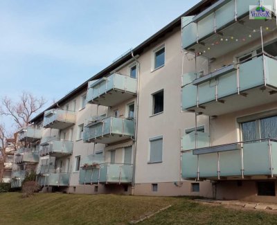 Großzügige, helle 4-Zimmer-Wohnung mit Balkon