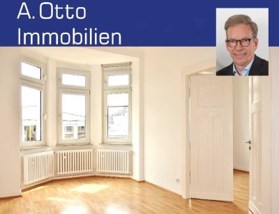 Krefeld - Zentrum, helle, und ruhig gelegene 3 Zimmer Wohnung, mit Einbauküche,  Balkon und Gäste WC