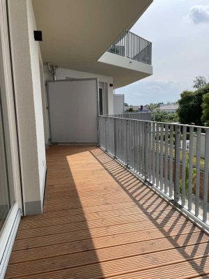 großzügige 2 Zimmer Wohnung inkl. Balkon & EBK
