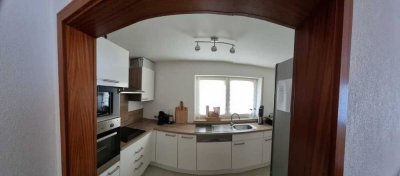 Schöne & helle 5-Zimmer-Erdgeschosswohnung mit Balkon in Ehingen inkl. neuwertigem Bad & EBK