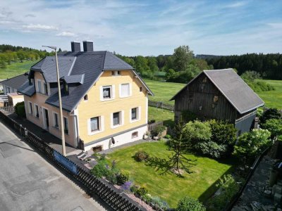 Für Naturliebhaber Wohnhaus mit großer Scheune