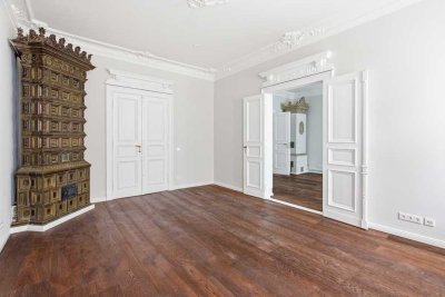 Stilvoll sanierter Altbau in Bestlage – Großzügige Wohnung mit repräsentativem Charakter