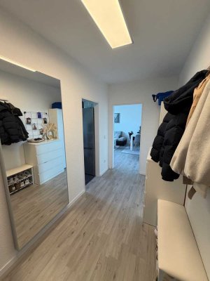 Gepflegte 2-Zimmer-Wohnung mit Balkon ab dem 15.07. bzw. 01.08.