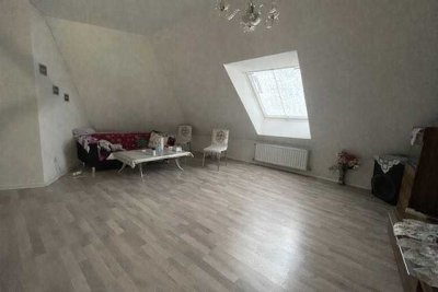 helle Dachgeschosswohnung - 3 Zimmer