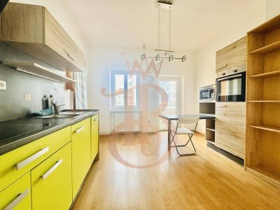 Charaktervolles Wohnen auf 120 m² - Rohdiamant im Altbau in begehrter Innenstadt Lage