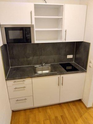 Ruhiger 1 ZIMMER-NEUBAU + extra Küche möbliert + neuwertiges Bad mit Dusche und WC + nähe Augarten!
