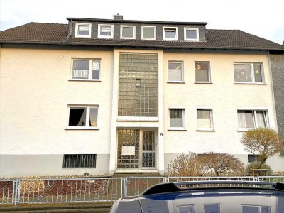 Helle 3-Zimmer-Dachgeschosswohnung, mit Einbauküche & Grillplatz – Gepflegtes Wohnen in Remscheid