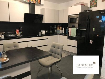 Gepflegte 3-Zimmer-Wohnung mit Südbalkon und Tiefgaragenabstellplatz