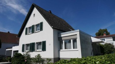 Einfamilienhaus mit Ausbaureserve und Garage