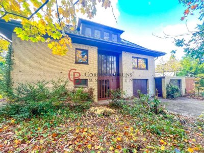 Klassische Stadtvilla mit Hanglage - Wohnen auf drei Ebenen *Provisonsfrei*