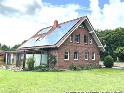 hochwertig ausgestatttetes Wohnhaus mit Garage und Wintergarten in Elisabethfehn