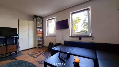 Garconniere mit Garagenplatz und Gartennutzung