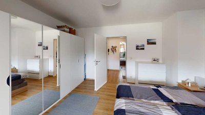 *Provisionsfrei* Helle 3-Zi.-Wohnung mit großer Loggia im Westen