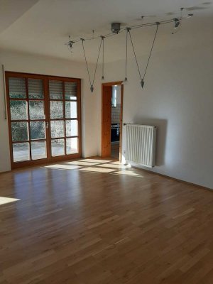2-Zimmer Wohnung mit Balkon in Neustadt an der Weinstraße - Haardt