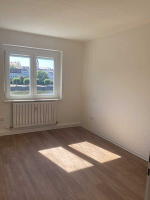 2-Zimmer Wohnung direkt am Main zur Zwischenmiete August bis Januar