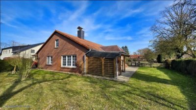 Einfamilienhaus mit Einliegerwohnung mit 
Ausbaureserven in Triangel - Angebotsverfahren